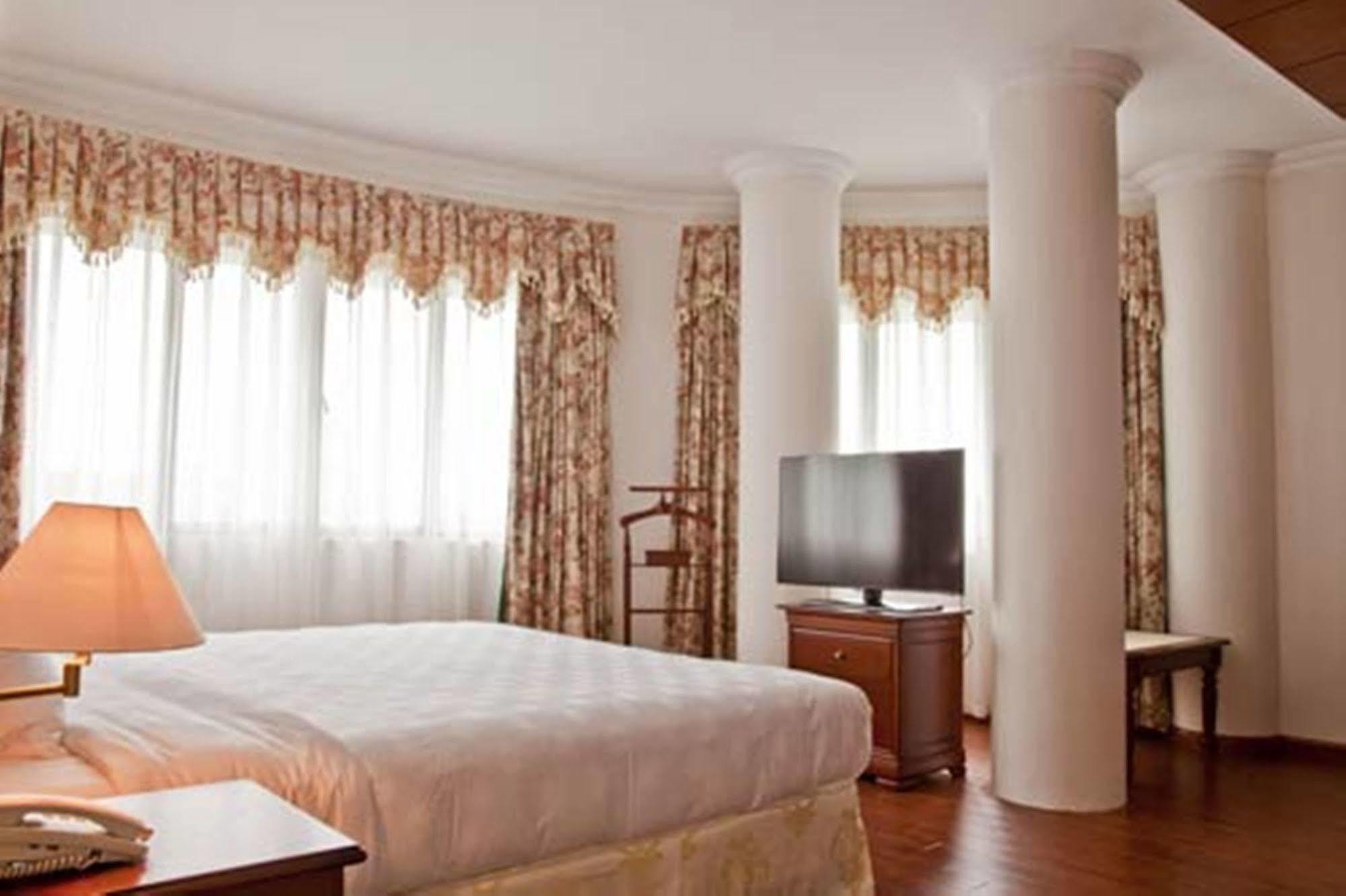 Green Park Hotel Ханой Екстер'єр фото