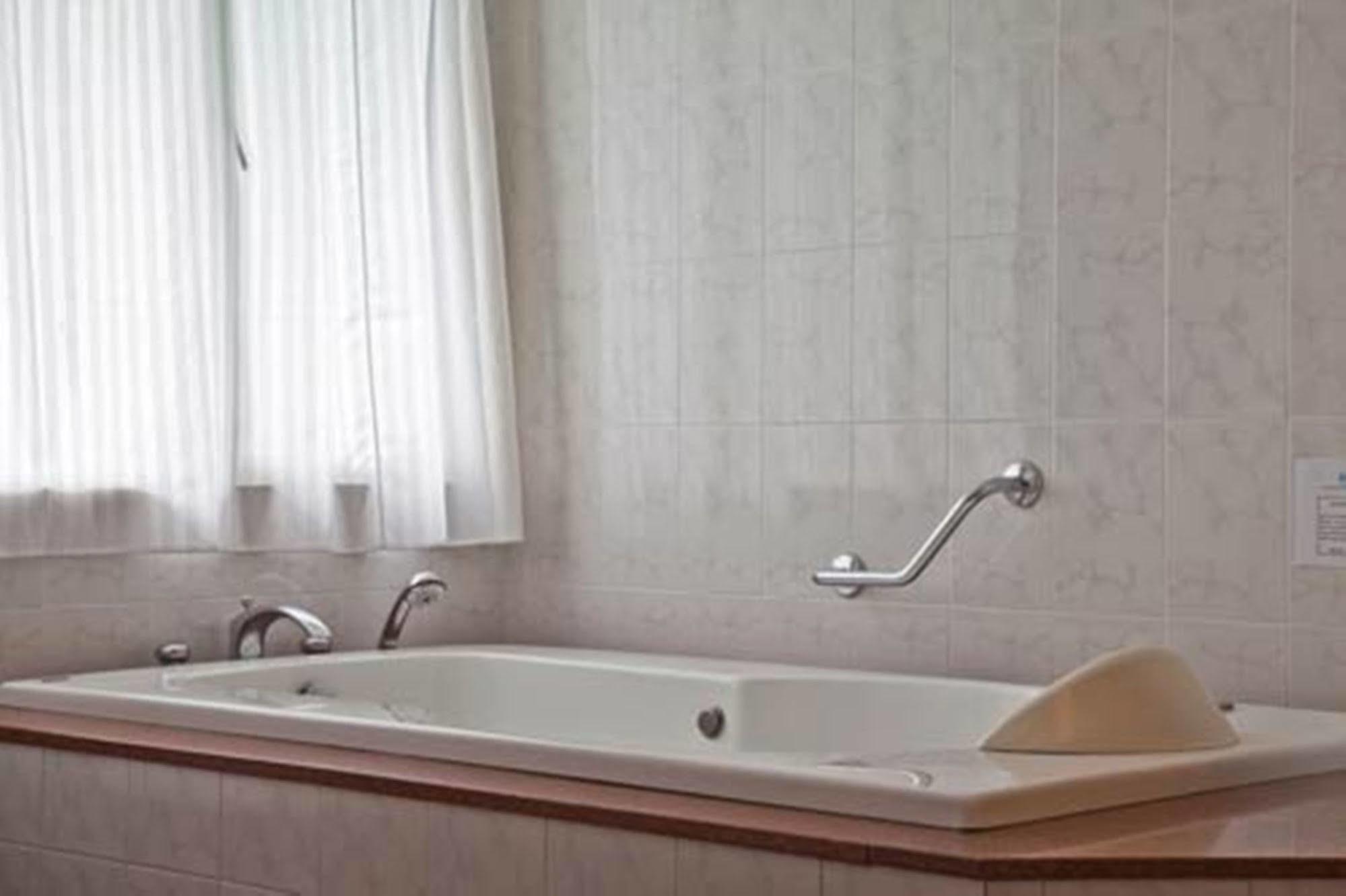 Green Park Hotel Ханой Екстер'єр фото