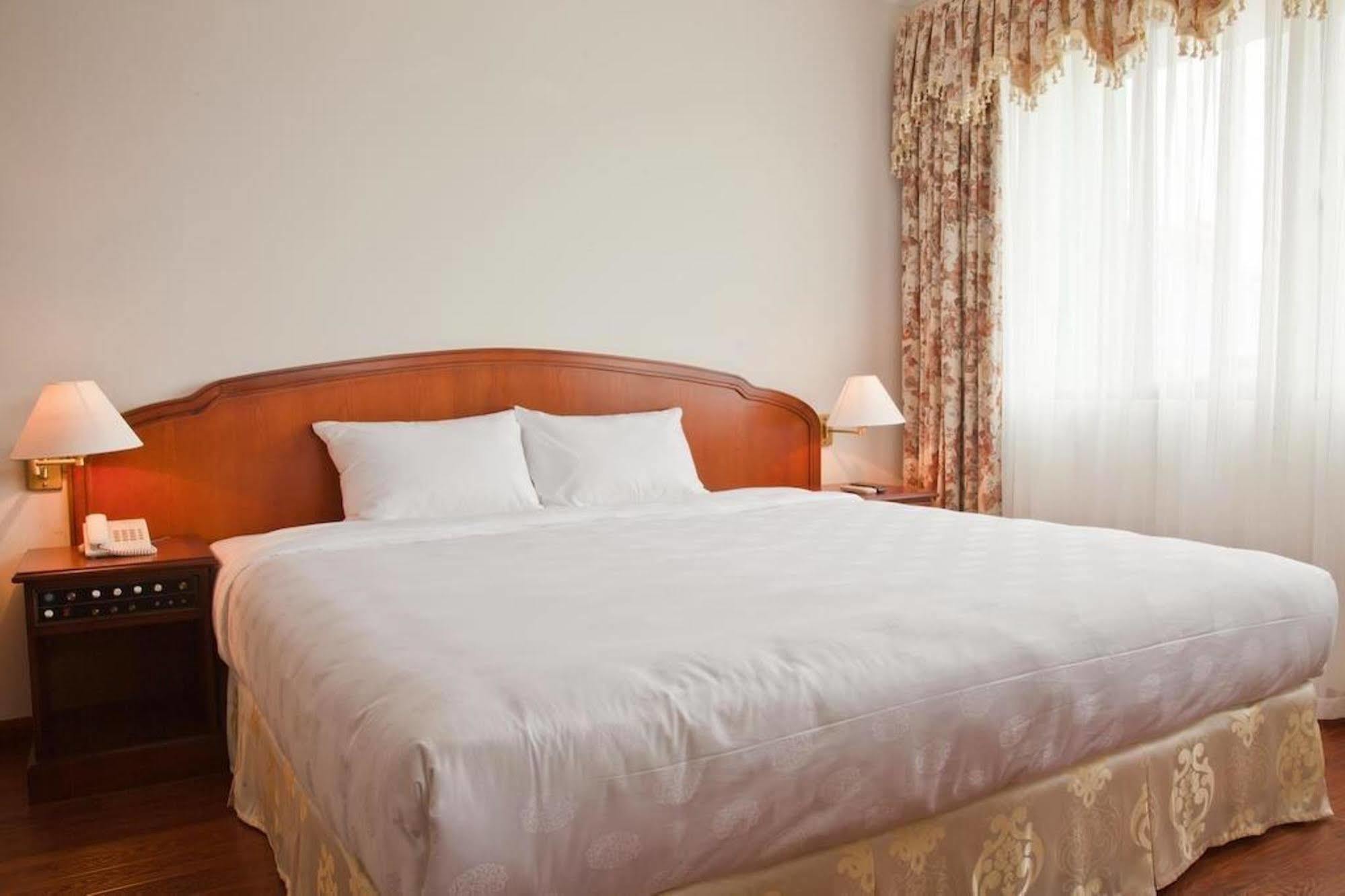 Green Park Hotel Ханой Екстер'єр фото